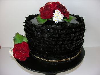 Made this cake after watching Maggie Austin's Craftsy class on ombre frills and cabbage roses.
