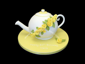 I just love how this one turned out!! Teapot with yellow roses... the customer cried when she saw it! She told me it was for her nan... and that her granddad (who tragically died in his 30s) used to buy her nan yellow roses every week. So this was a way to remember him on her nan's special birthday