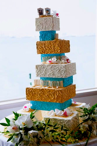 Beach themed wedding cake!