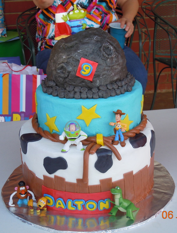 What Would You Charge Toy Story 3 Cake - CakeCentral.com